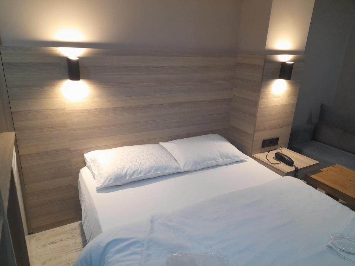 Moon Hotel Sirinevler Istanbul Exterior photo